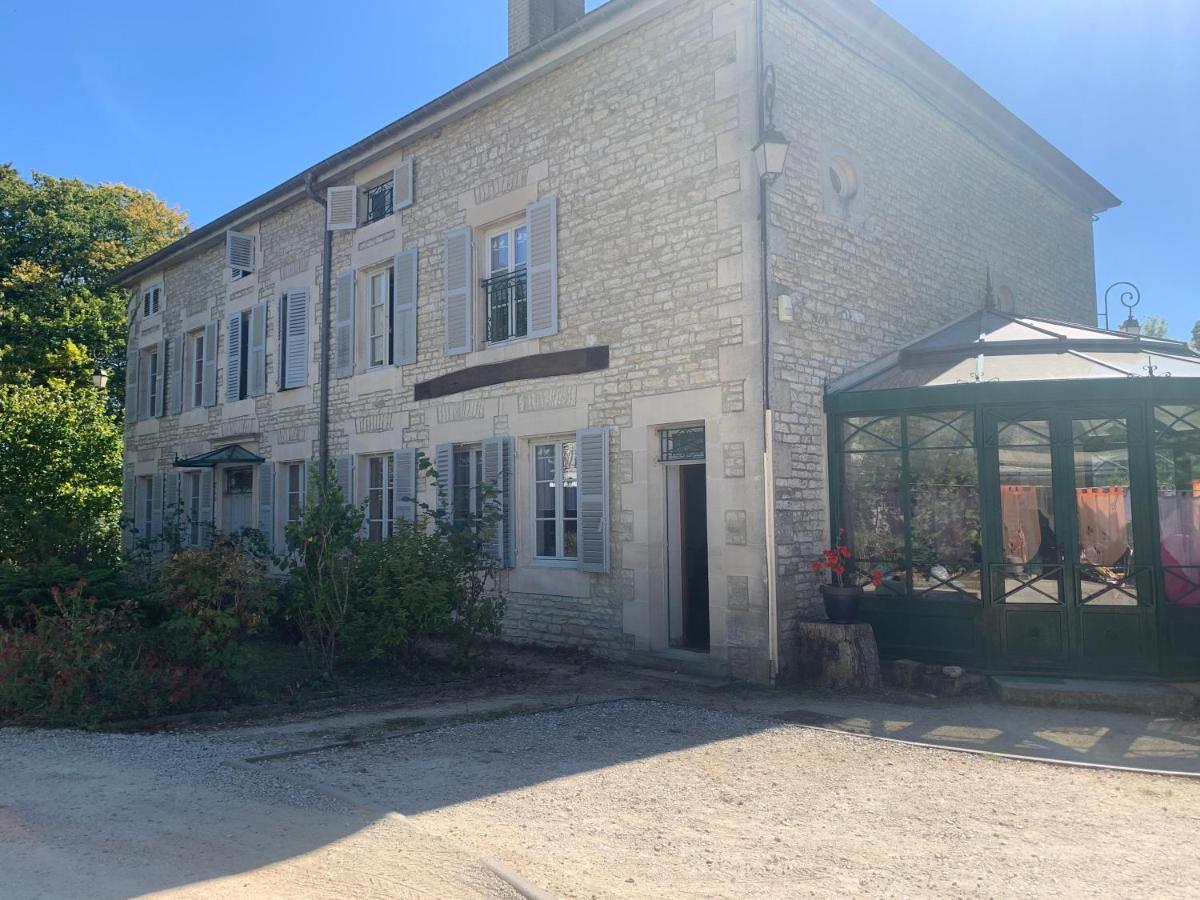 Chambres D'Hotes Dans Une Maison De Caractere Mussey-sur-Marne Exterior photo